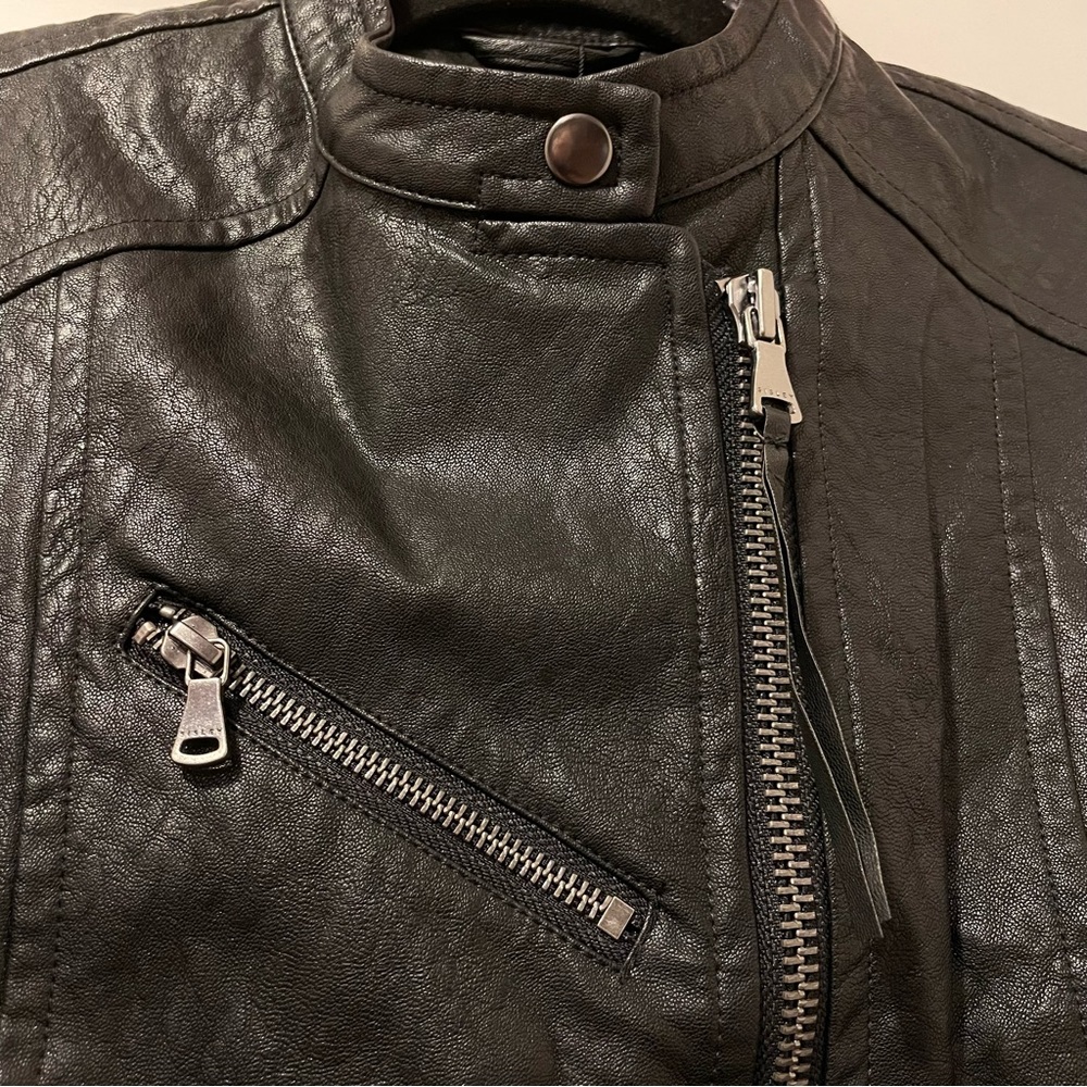 NWT Sisley The Rock Club Faux Leather Fringe Moto Vest Size XS - Picture 4 of 9